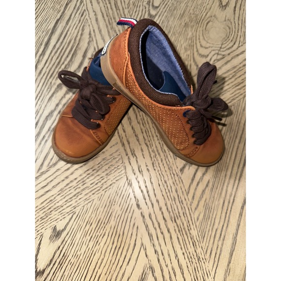Tommy Hilfiger Other - Tommy Hilfiger Lace Up Casual School Shoes Cognac Brown Youth Boys Size 12 Rylan